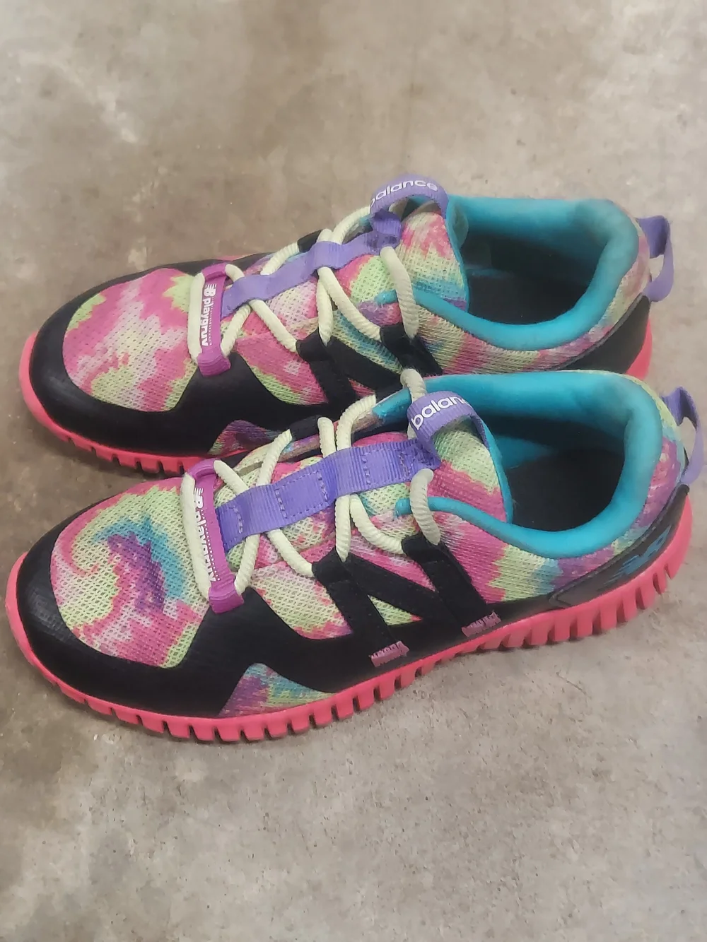 New Balance Kids Size 2.5 Tie-Dye Pink & Teal Athletic Shoes